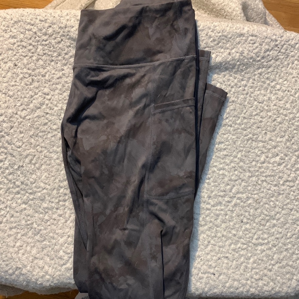 Black/Grey Patterned Leggings